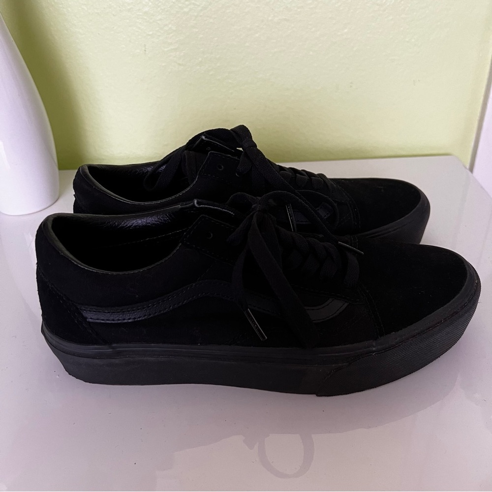 black platform vans